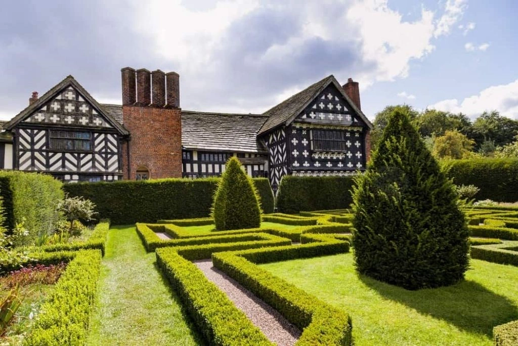 Tudor Architecture Exterior